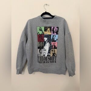 Taylor Swift The Eras Tour Gray Crewneck Sweatshirt Size Small